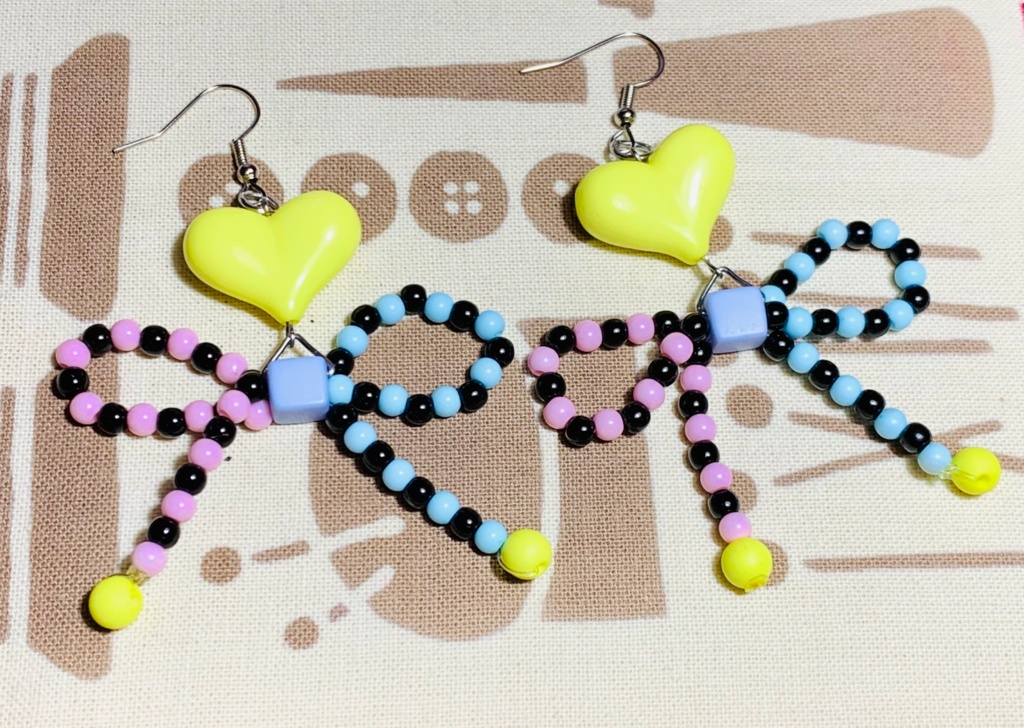 fizzarolliイメージピアス