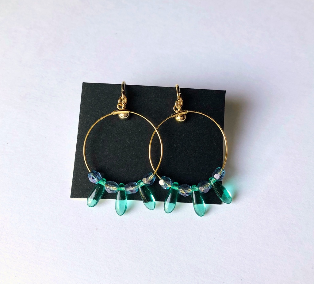 緑色フープイヤリング