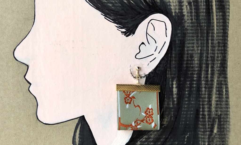 チロリアンテープ