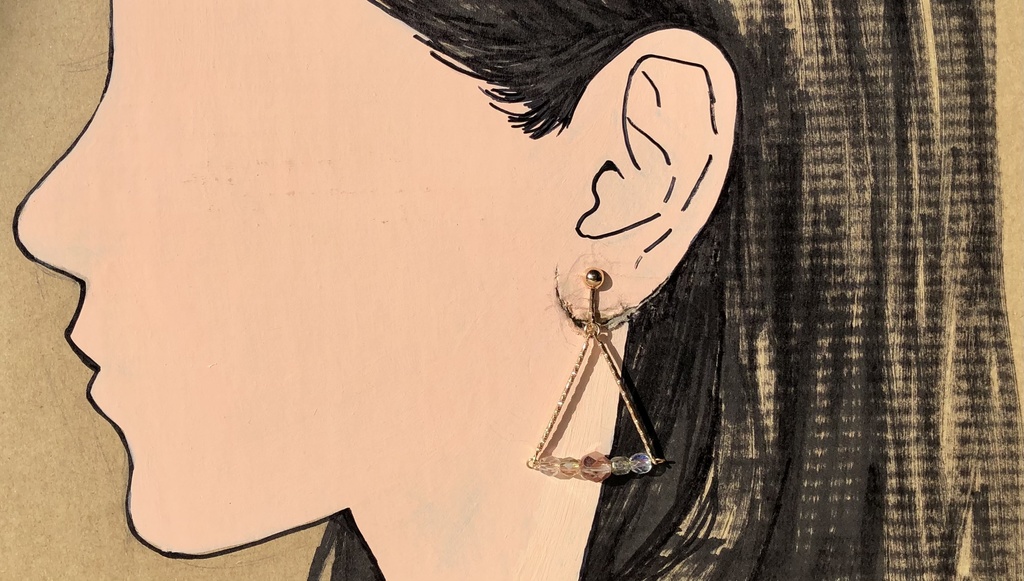 トライアングル イヤリング