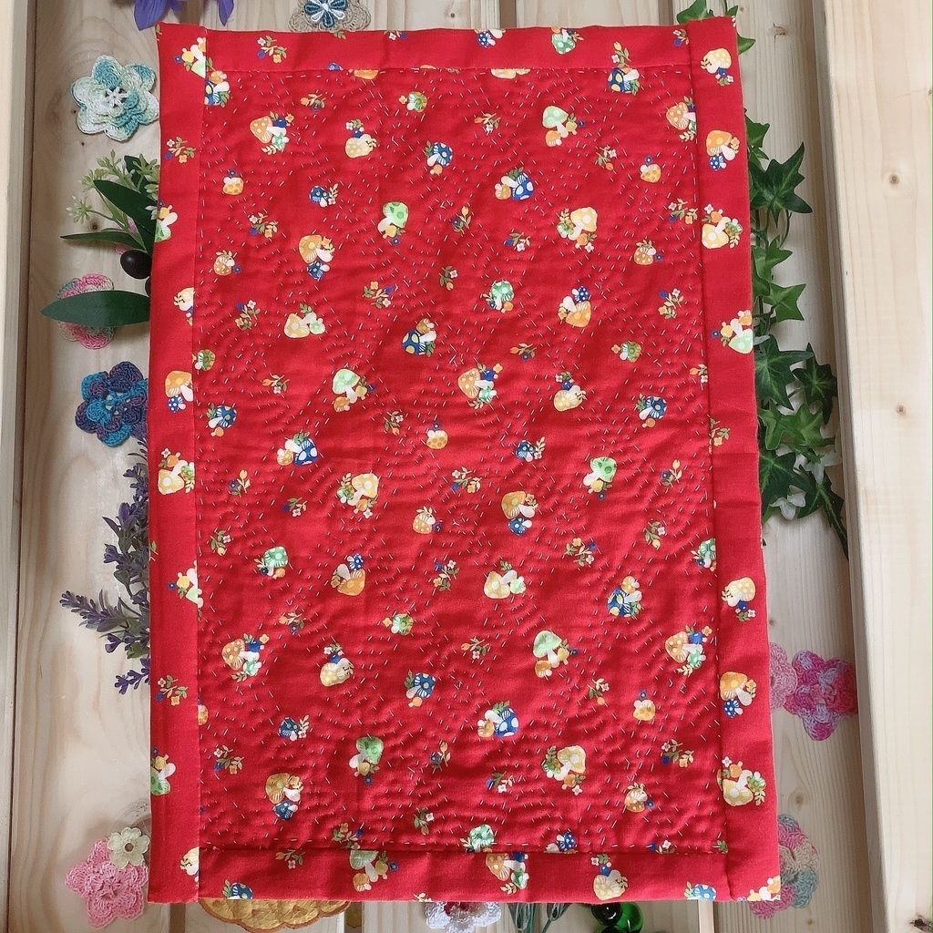 かわいいパッチワーク・マルチマット各種