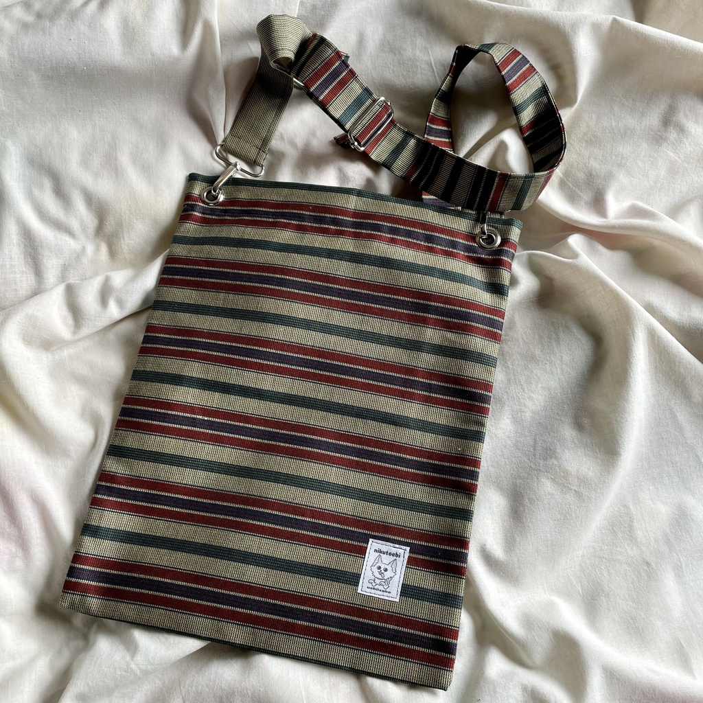 和のサコッシュ・砂色