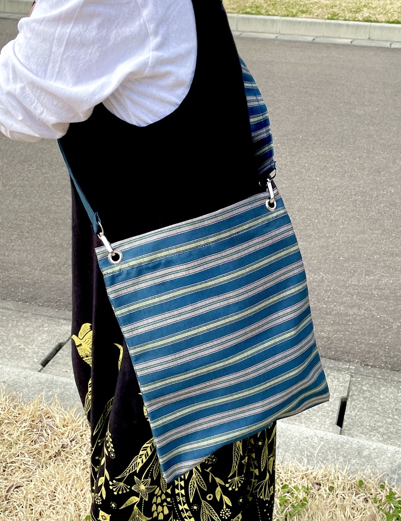 和のサコッシュ・藍色