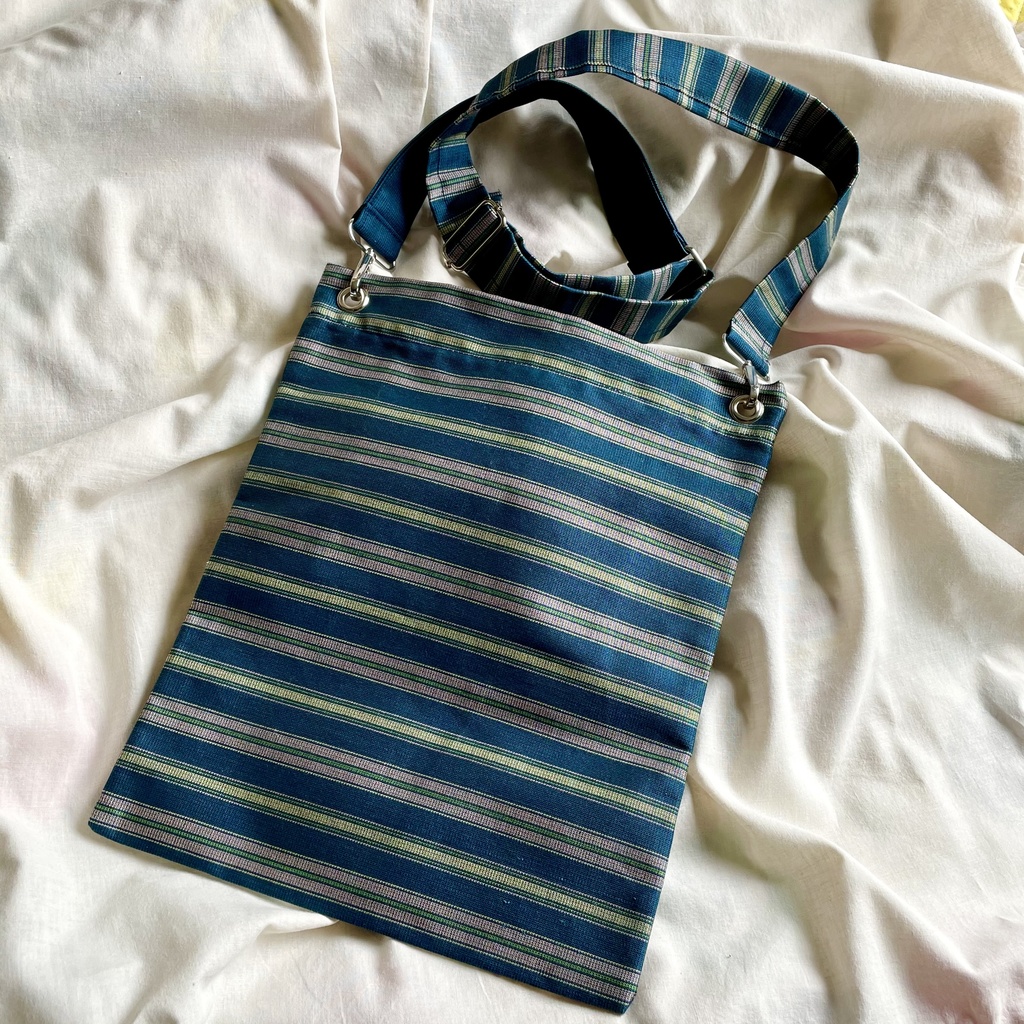 和のサコッシュ・藍色