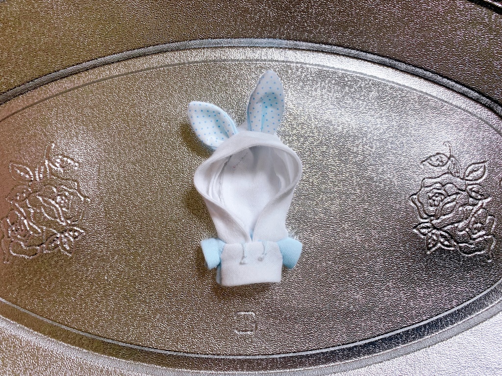 うさみみパーカー(8cmぬいちゃん専用) 水色×白