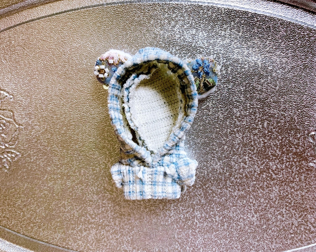 くまみみビジューパーカー (8cmぬいちゃん用)