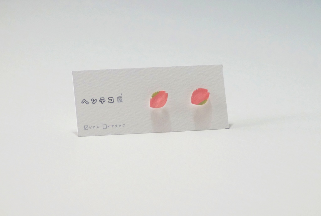 桜の花びらひとつぶピアス