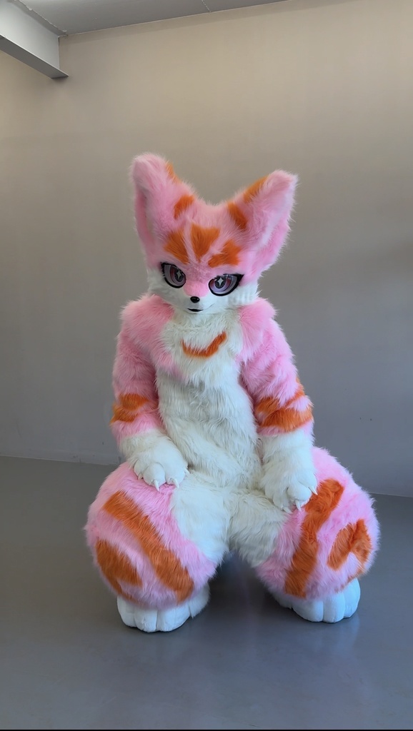 ケモノ着ぐるみで踊ってみたよ。