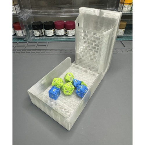 折りたたみ式ダイスタワー（クリアー）