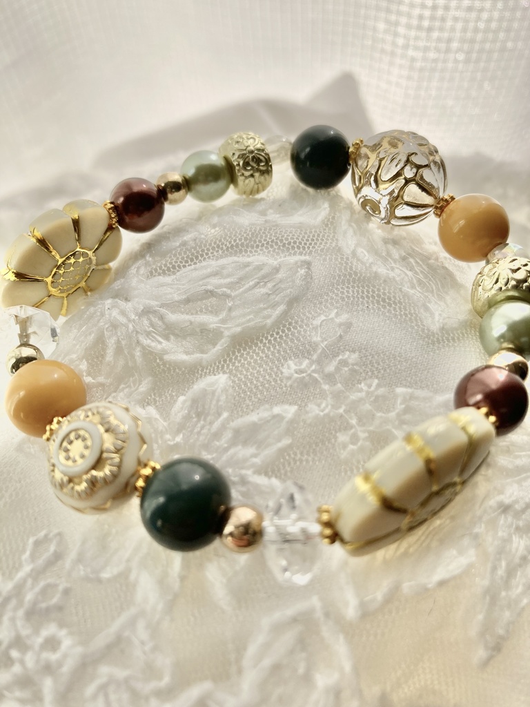 尾月ブレスレット