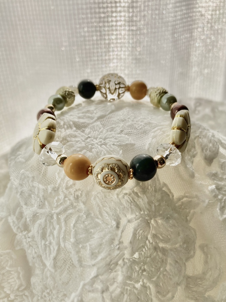 尾月ブレスレット