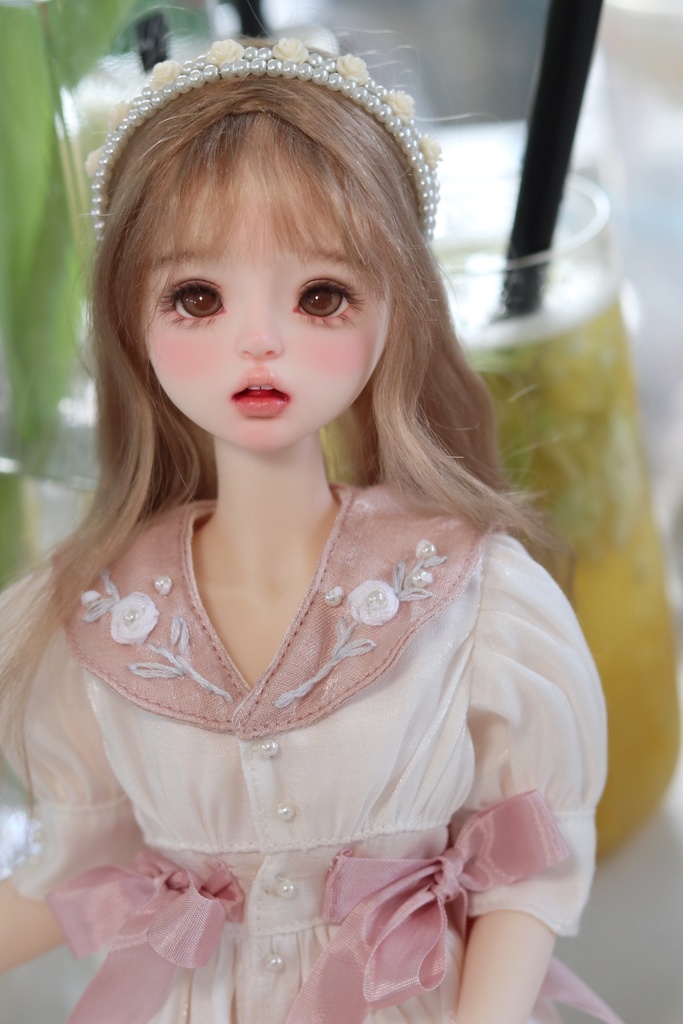 【カカ星球】【1/4】ドール服 春の刺繍ワンピース