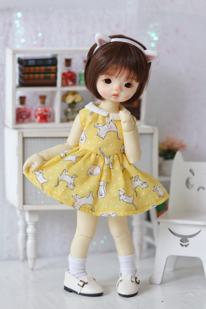 【カカ星球】【1/6】ドール服　猫柄ワンピース