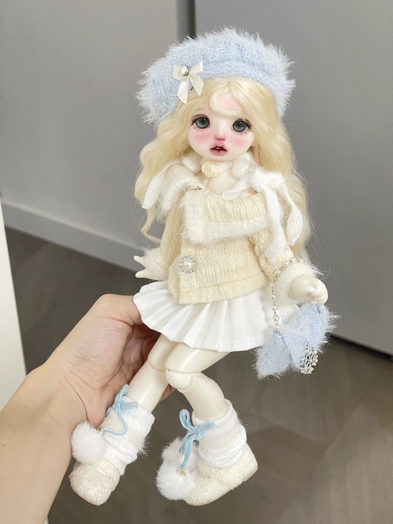 【1/6】ドール服 ふわふわにっと