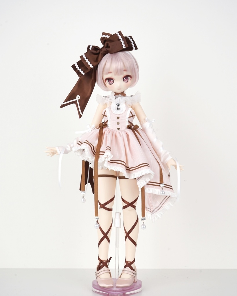 【1/4】ドール服「プレゼント」