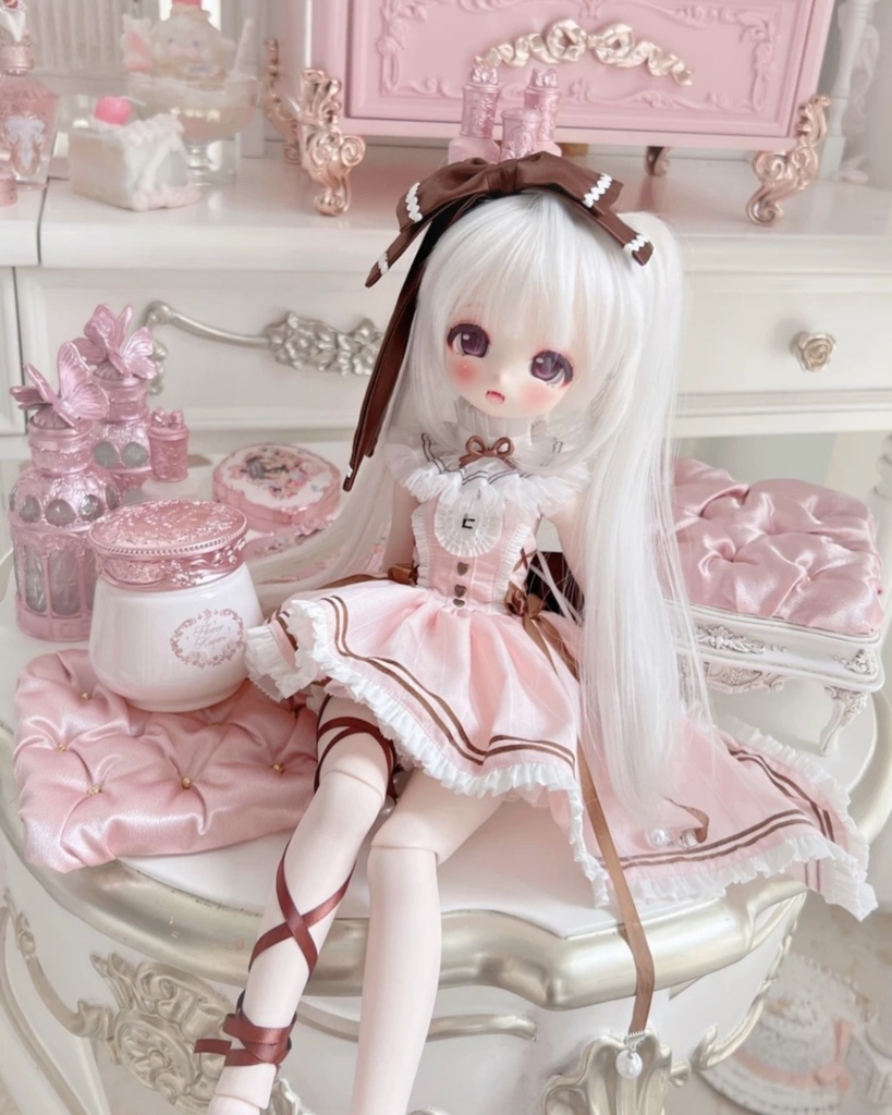 【1/4】ドール服「プレゼント」
