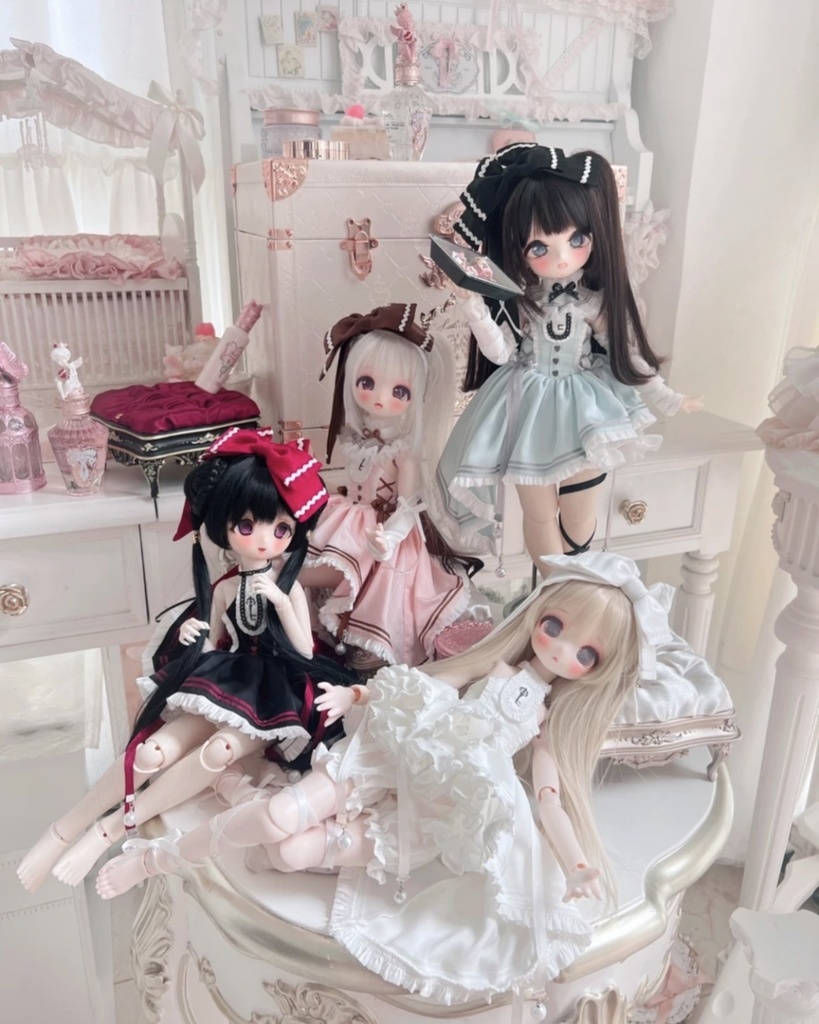【1/4】ドール服「プレゼント」
