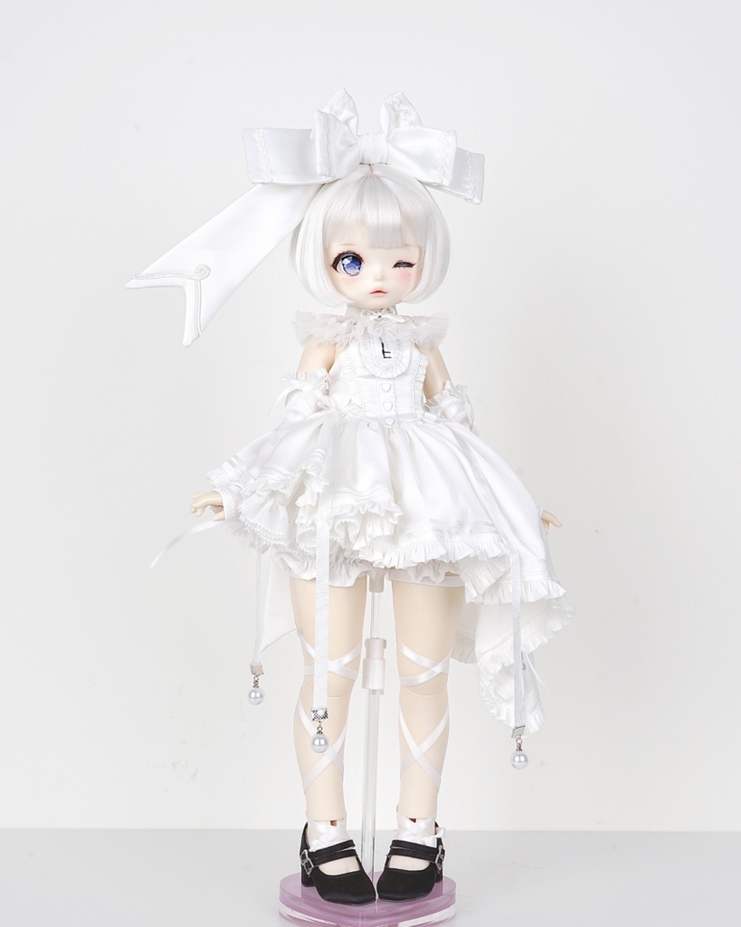 【1/4】ドール服「プレゼント」