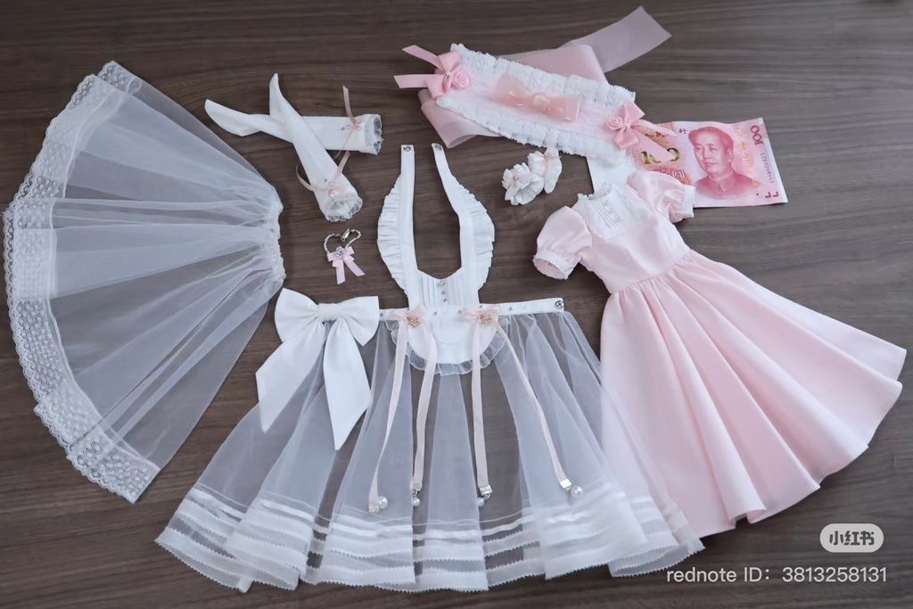 【1/4】ドール服 エプロン付きワンピース