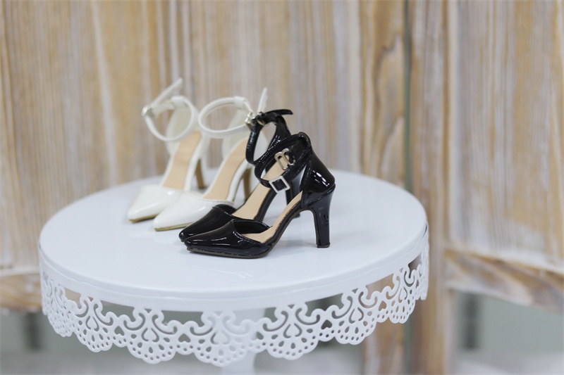 【カカ星球】【1/3】ドール靴 ハイヒール エナメル
