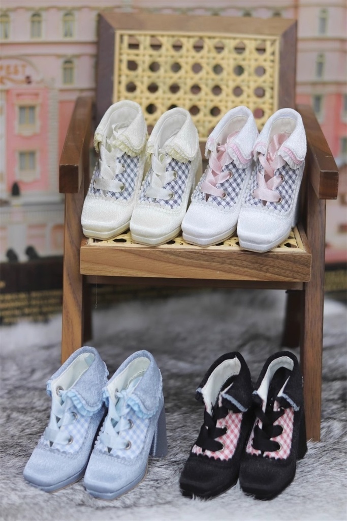 【カカ星球】【1/3】ドール靴 襟付きショートブーツ ギンガムチェック