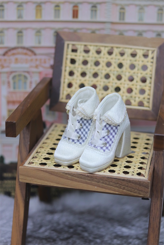 【カカ星球】【1/3】ドール靴 襟付きショートブーツ ギンガムチェック