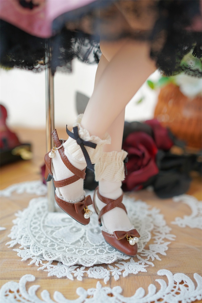 【カカ星球】【1/4】ドール靴 パール付きクロスベルトパンプス