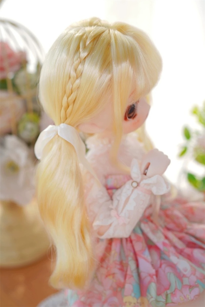 【カカ星球】【7-8,8.5-9,9-10inch】ドールウィッグ ミルク糸 リボン付ツインテール(取寄せ)