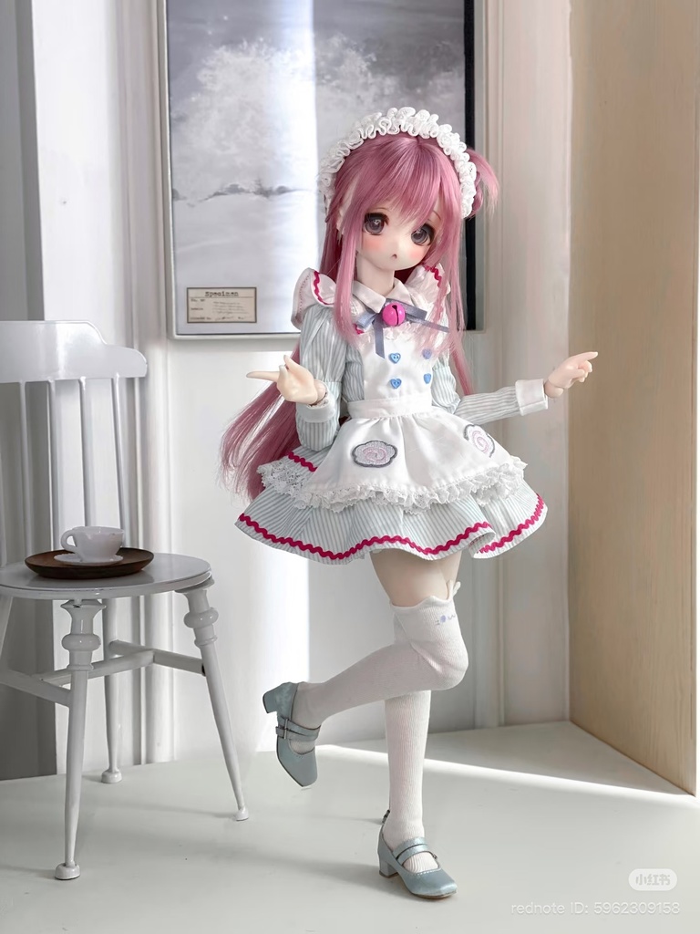 【1/4】ドール服「懒懒小鱼板」