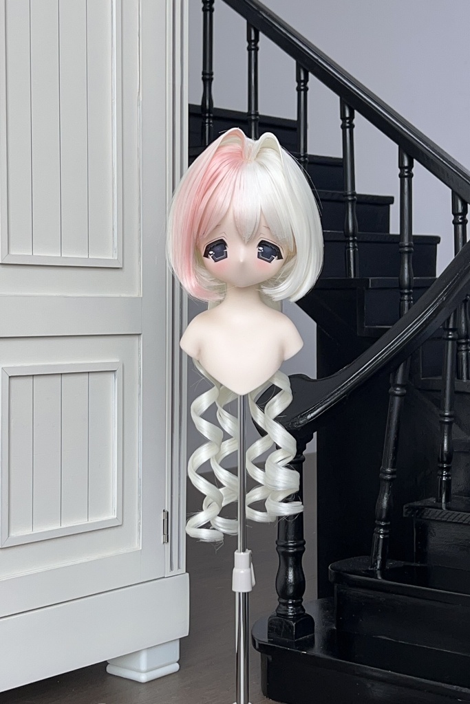【カカ星球】【8.5-9inch】ドールウィッグ ロールおさげボブ 造形ウィッグ