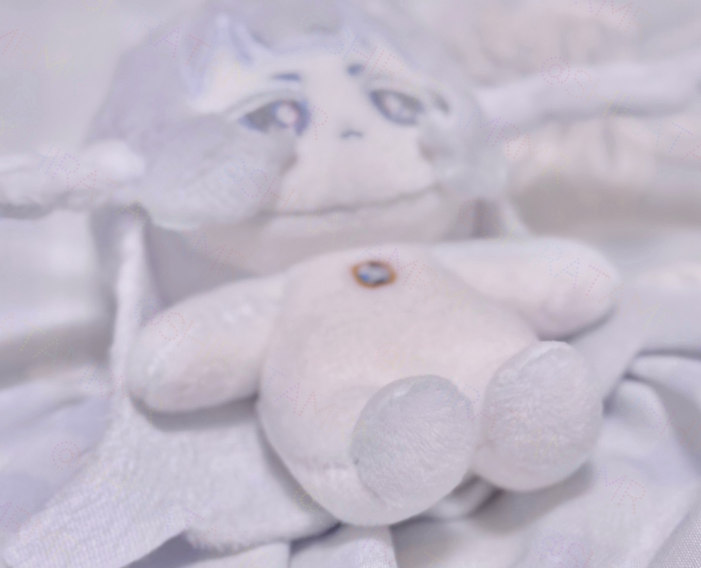 ダイヤモンド天使のぬいぐるみ