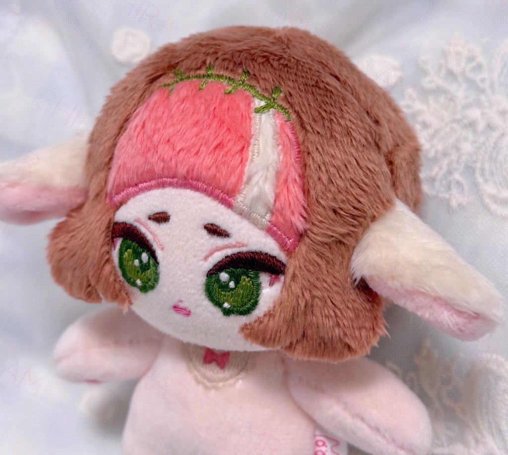 ローストラムのぬいぐるみ