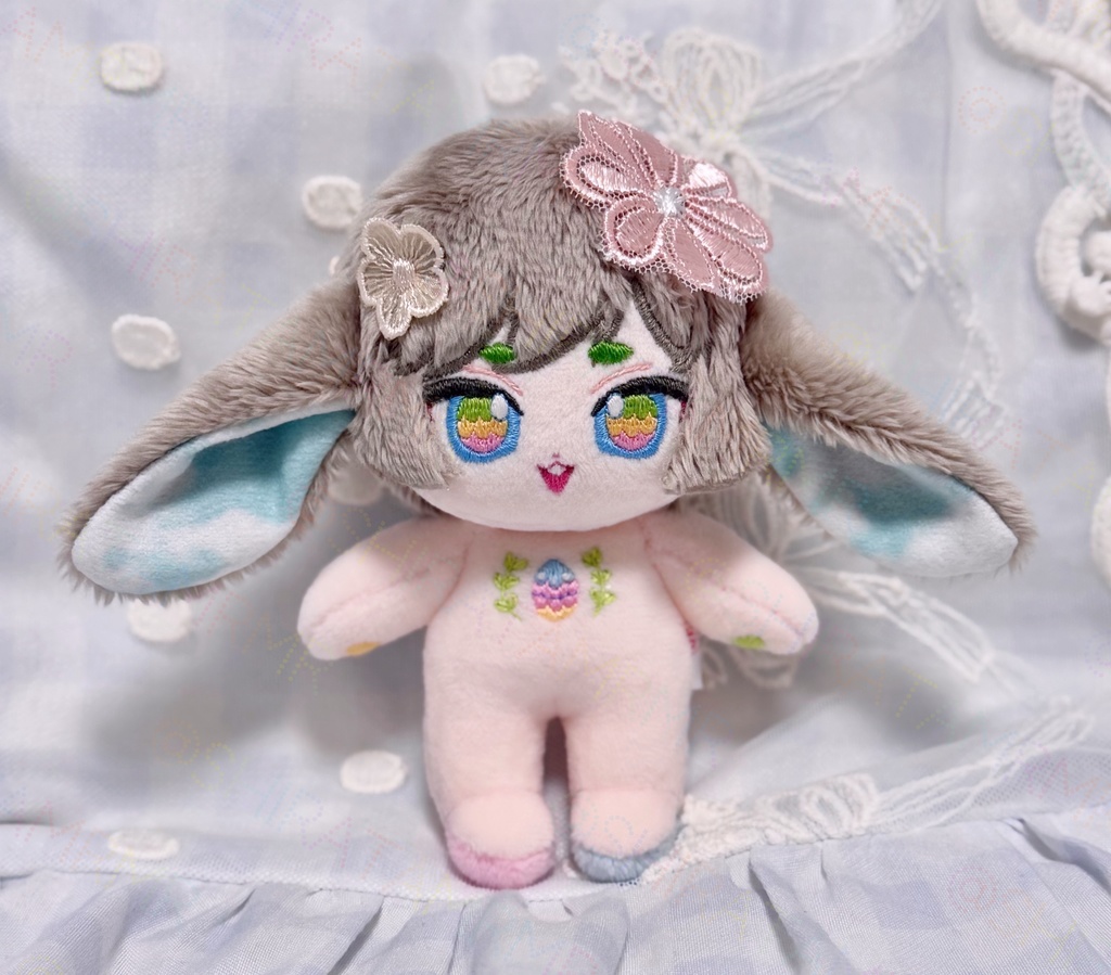 イースターバニーのぬいぐるみ