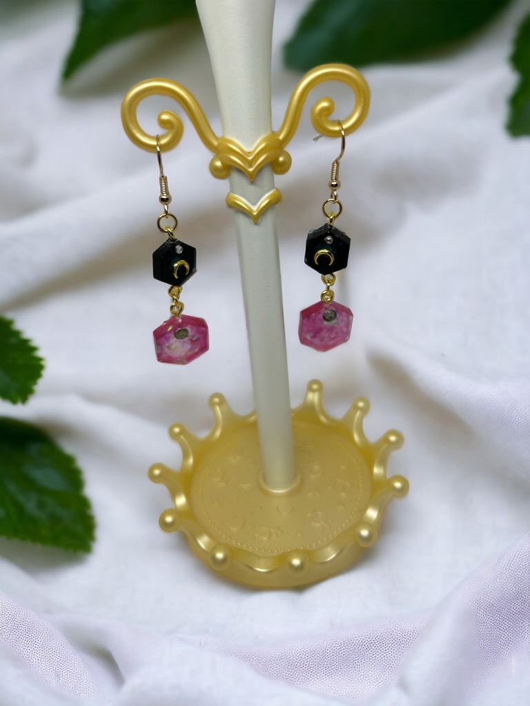 ブラックレディイメージピアス