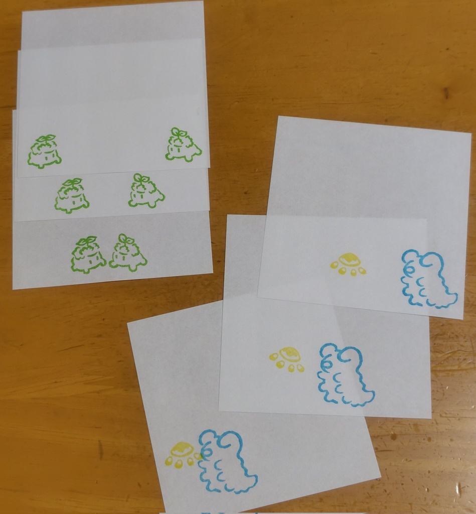 Skyなメモ帳★表&裏表紙の内側にもスタンプ!絵柄は届いてからのお楽しみ★(メモ用紙 6枚付属)