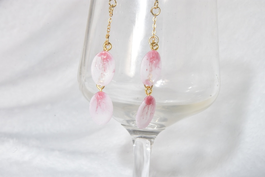 在庫処分半額セール桜吹雪🌸ピアス