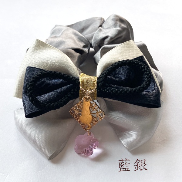 猫 ヘアアクセサリー 花かけら 和風 リボン シュシュ Cat's Love Potion