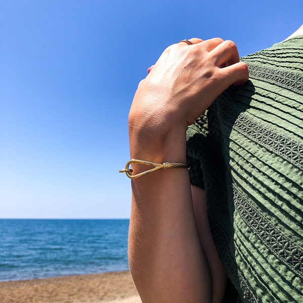 ハワイアンジュエリー バングル フィッシュフック 針 金属アレルギー対応 サージカル ステンレス gbg8174