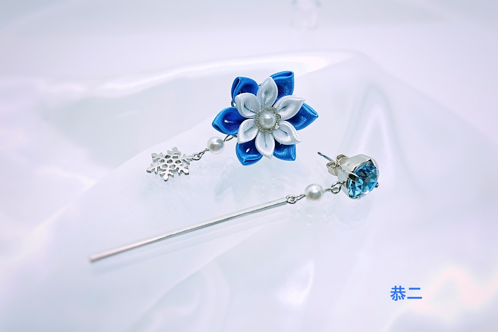 Beit イメージイヤリング・ピアス