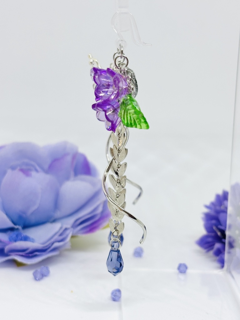 非公式 怪獣8号 保科宗四郎 モチーフ イヤリング/ピアス