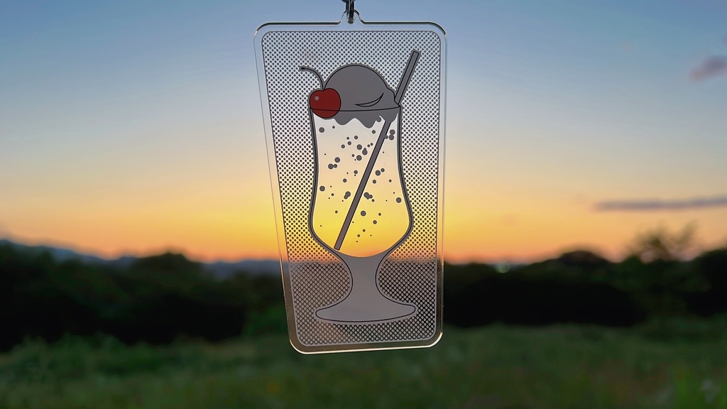 なんでもクリームソーダにしちゃうキーホルダー