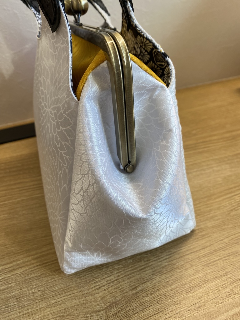 一文字則宗:ハンドバック