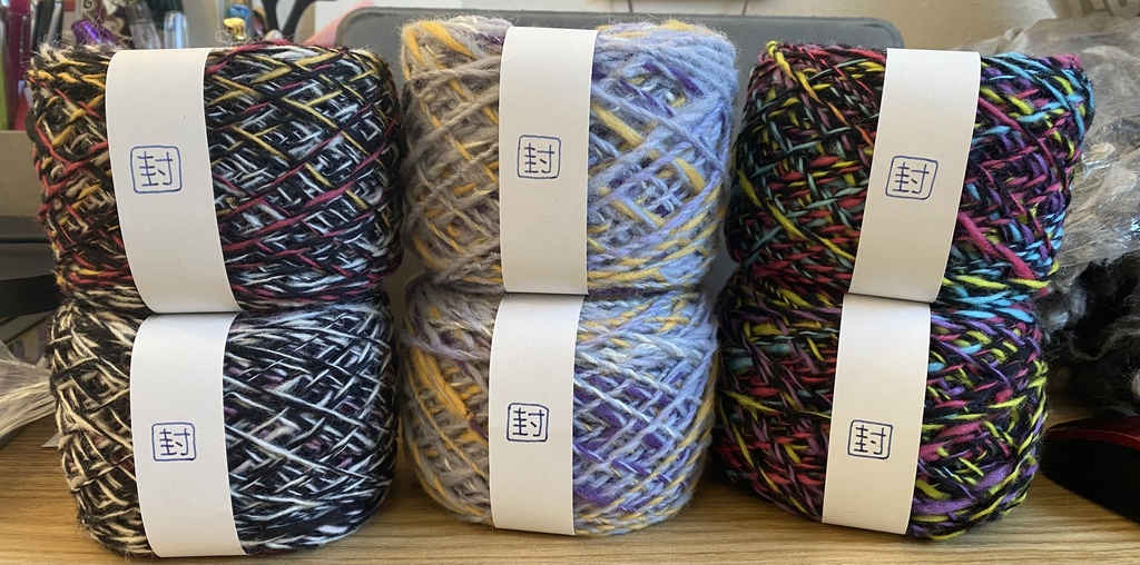 刀剣暖士・毛糸玉