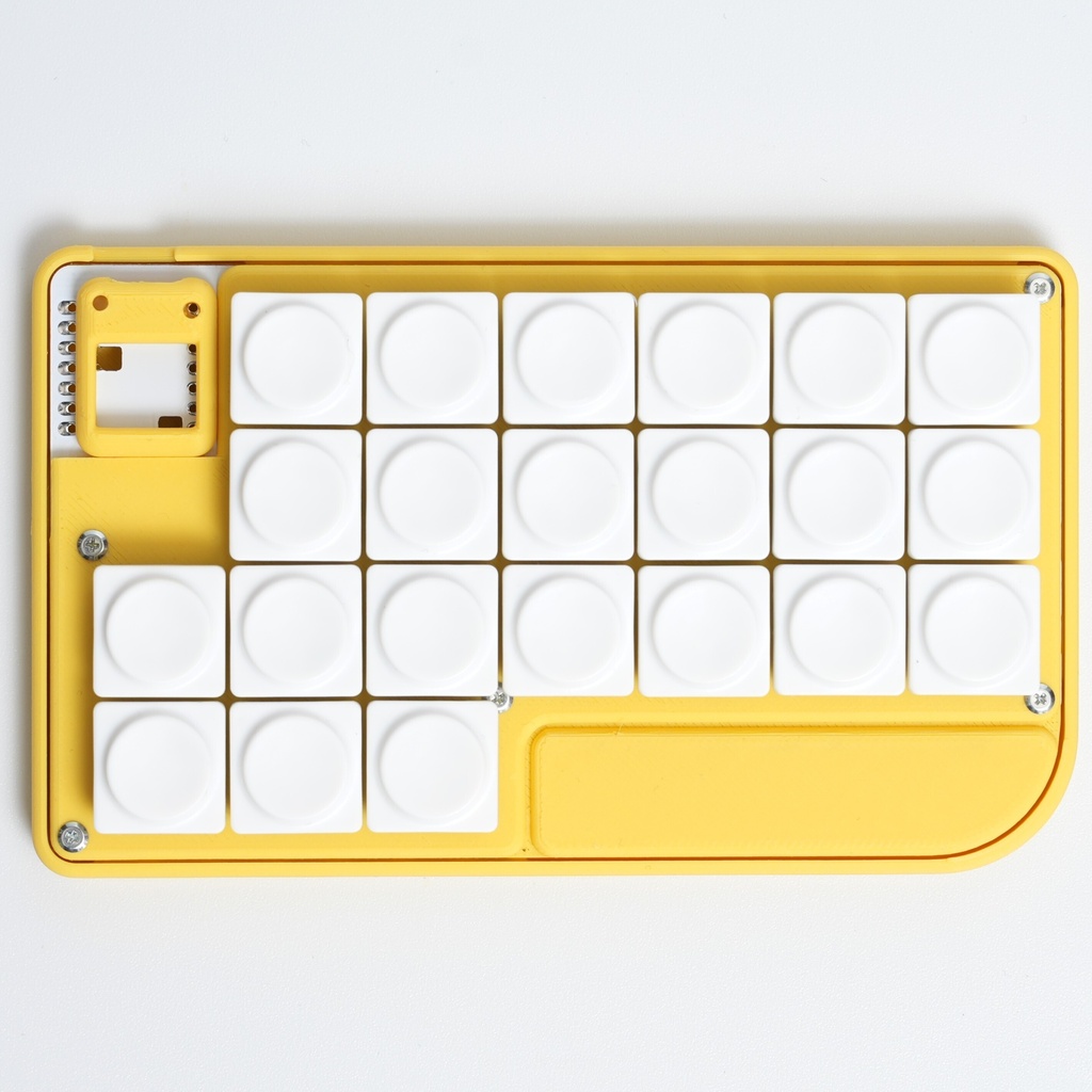 Nickey44 狭ピッチ薄型無線分割キーボード