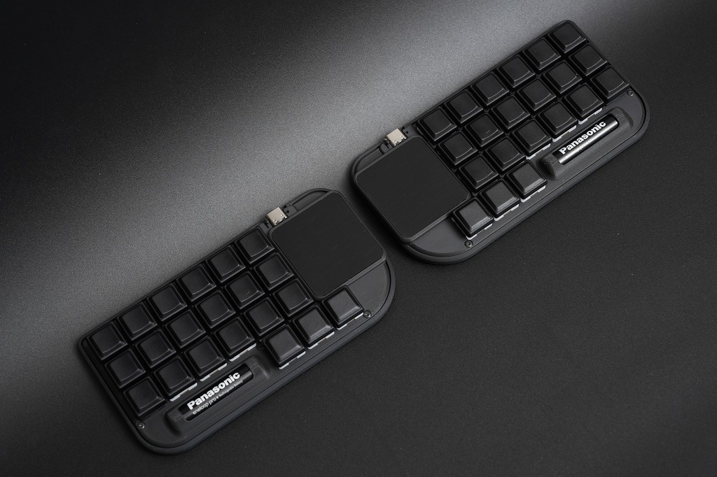 Nickey44A-PAD キット版 薄型無線分割トラックパッドキーボード（単4電池駆動）
