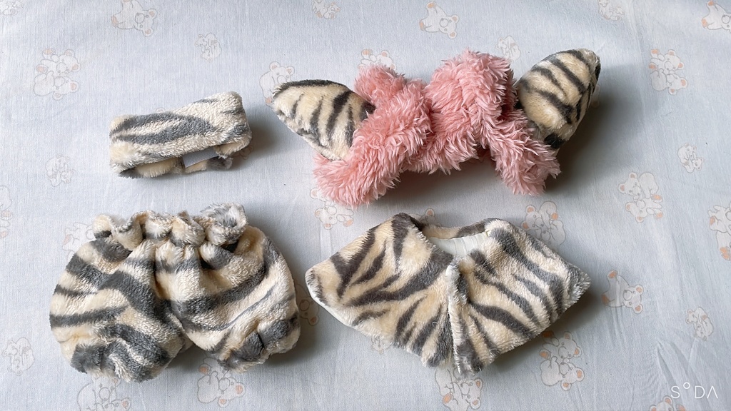 赤おにさんと青おにさんのパジャマ