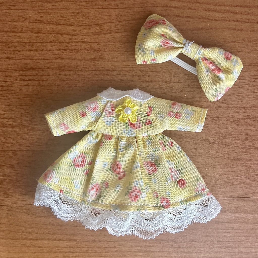 【匿名配送】〈オビツ11・ねんどろいどどーる〉花柄のワンピース