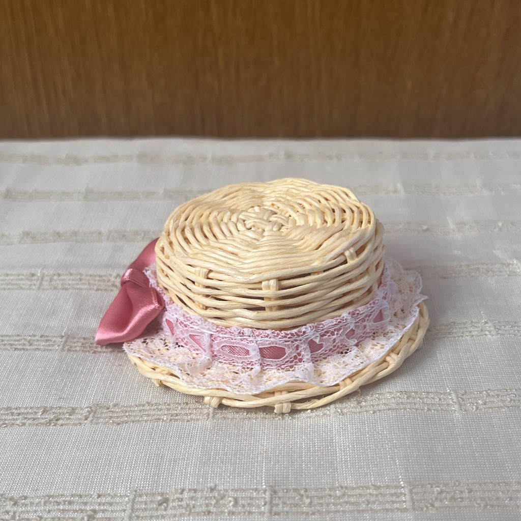 【匿名配送】〈オビツ11・ねんどろいどどーる〉ふりふりリボンのカンカン帽