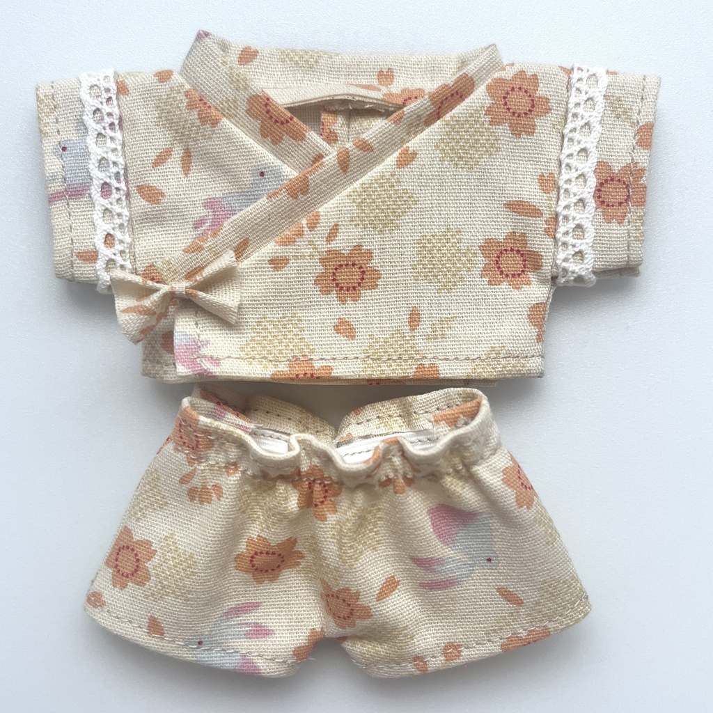 〈プライズ16㎝・無属性10㎝共通〉うさぎ柄の甚平