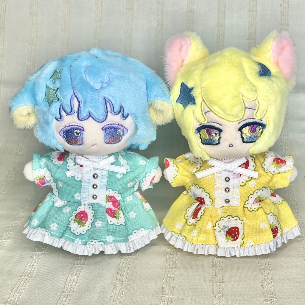 〈プライズ16㎝ぬい・無属性10㎝共通〉イチゴのワンピース